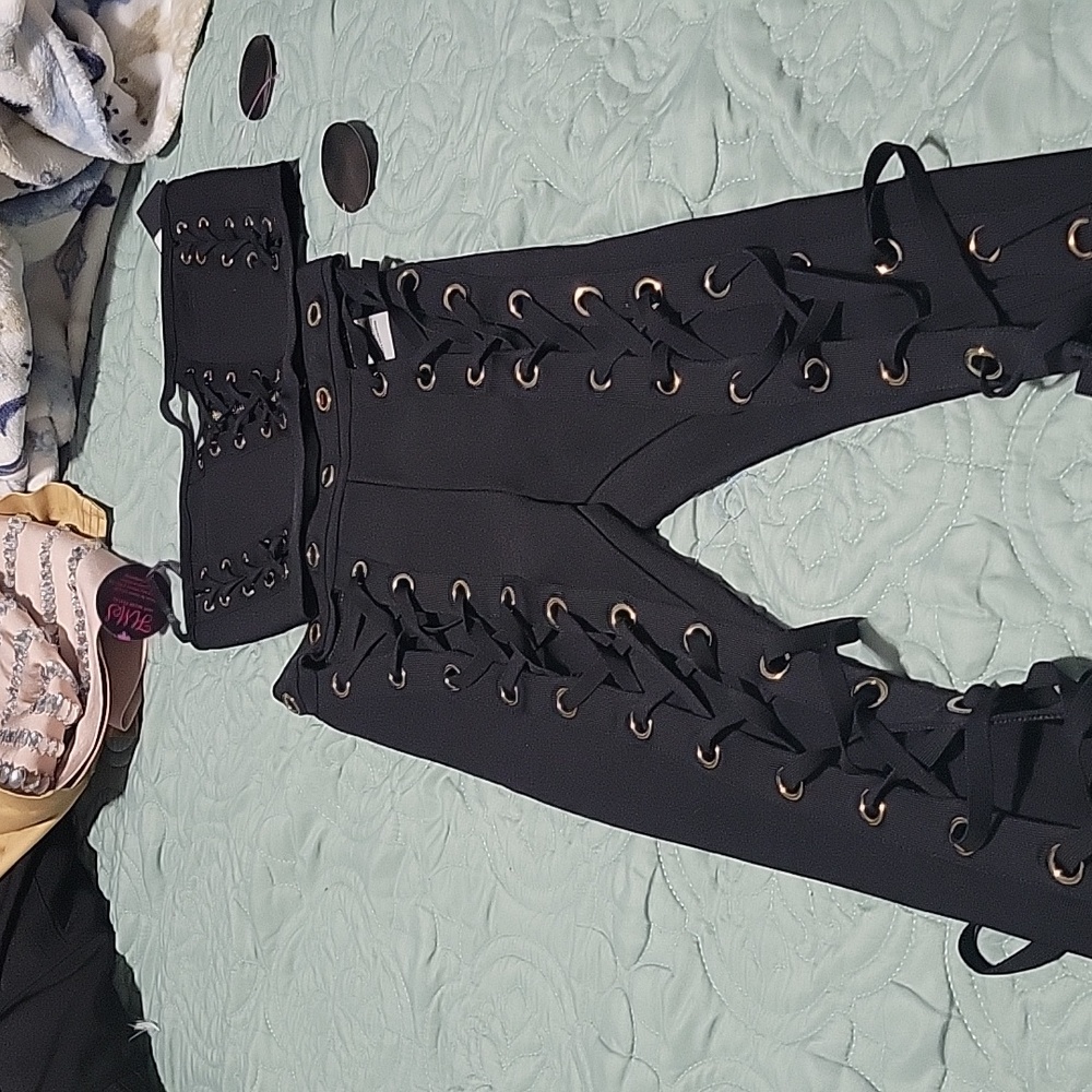 Black set